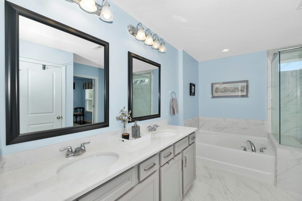 Modern bathroom